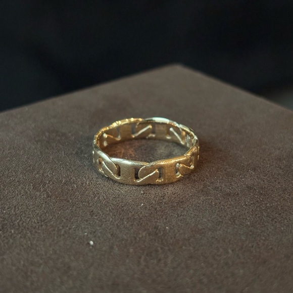 Lana jewelry 14k solid gold ring size 8 - Picture 1 of 6